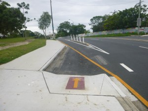 FlexPostsGladstoneRd